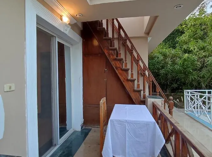 Villa Rayan